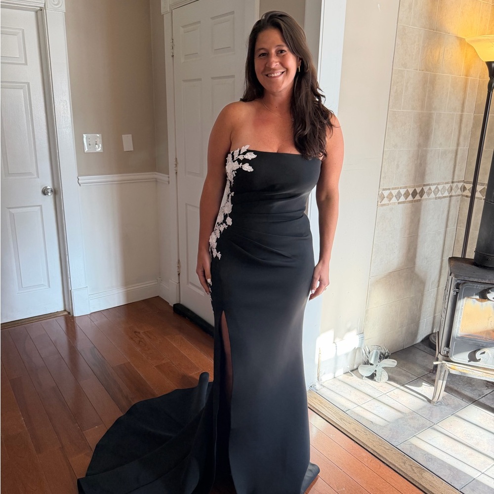 Strapless Black Evening Gown with White Floral Appliqué